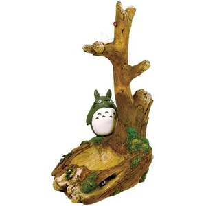 image:imageStudio Ghibli  My Neighbor Totoro  Totoro Key and Accessory Tree Benelic Statue